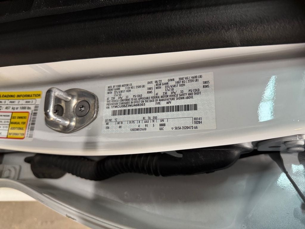 2022 Ford Escape Hybrid SE