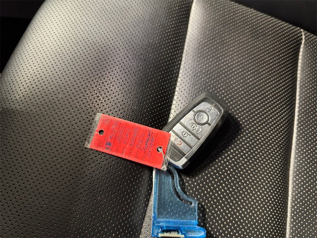 2020 Ford Escape SEL