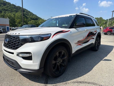 2022 Ford Explorer ST-Line
