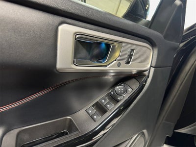 2024 Ford Explorer ST-Line