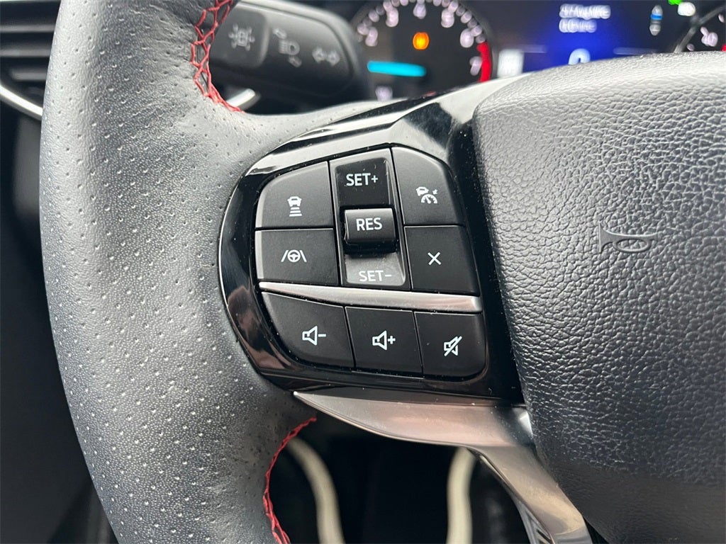 2024 Ford Explorer ST-Line