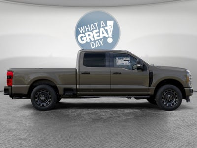 2027 Ford F-350SD XLT Carhartt Package