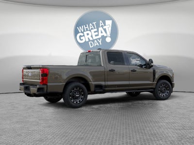 2027 Ford F-350SD XLT Carhartt Package