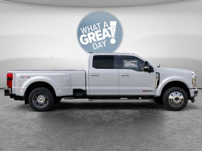 2027 Ford F-450SD Lariat DRW
