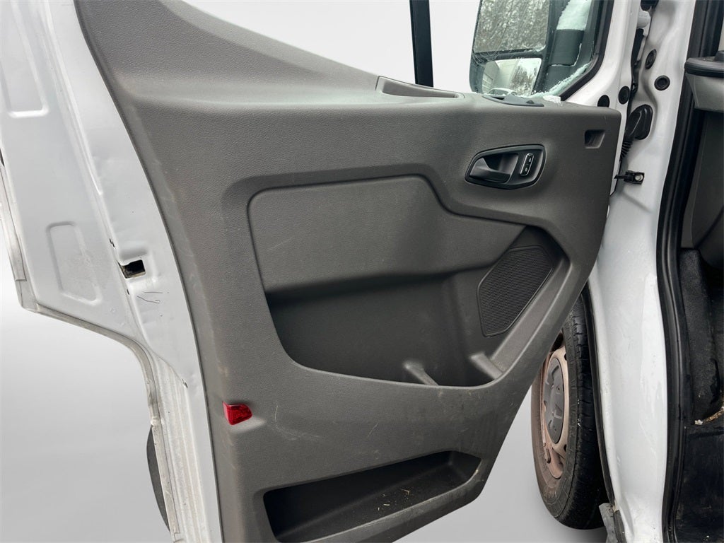 2022 Ford Transit-250 Base