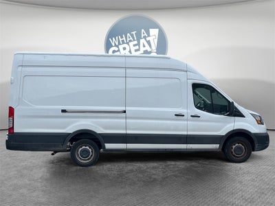 2022 Ford Transit-250 Base