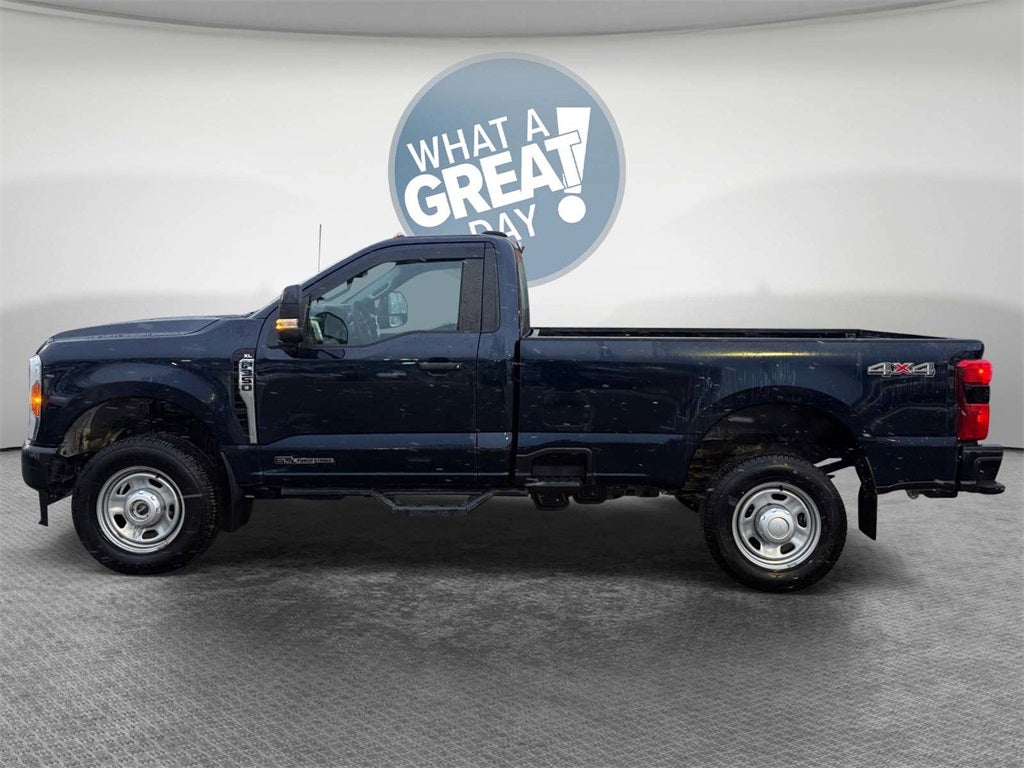 2024 Ford F-350SD XL 4x4 / 6.7L Diesel / 8' Bed