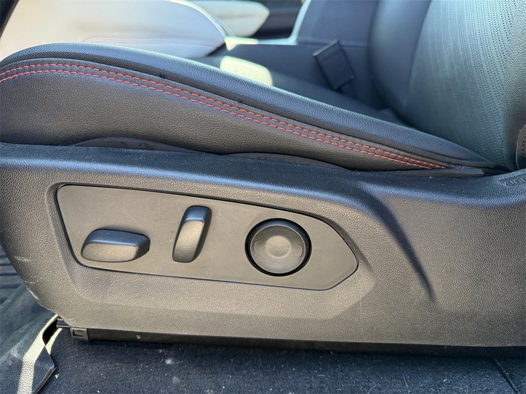 2023 GMC Canyon AT4X