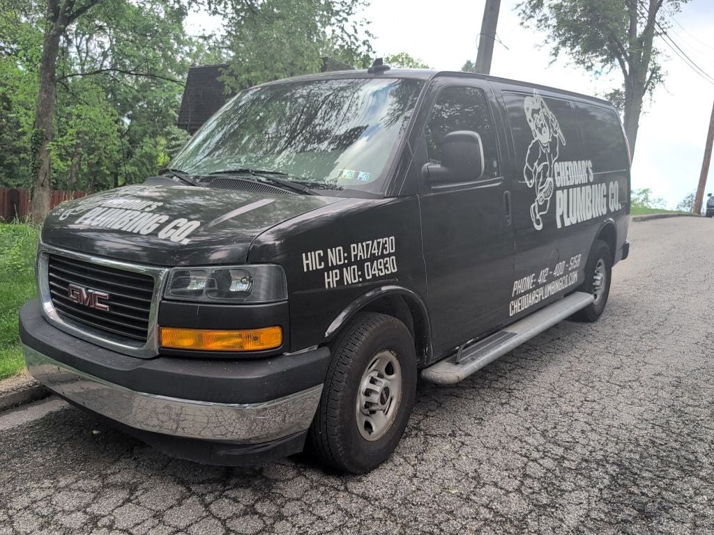 2020 GMC Savana 2500 Work Van / 6.0L V8 / 135" WB