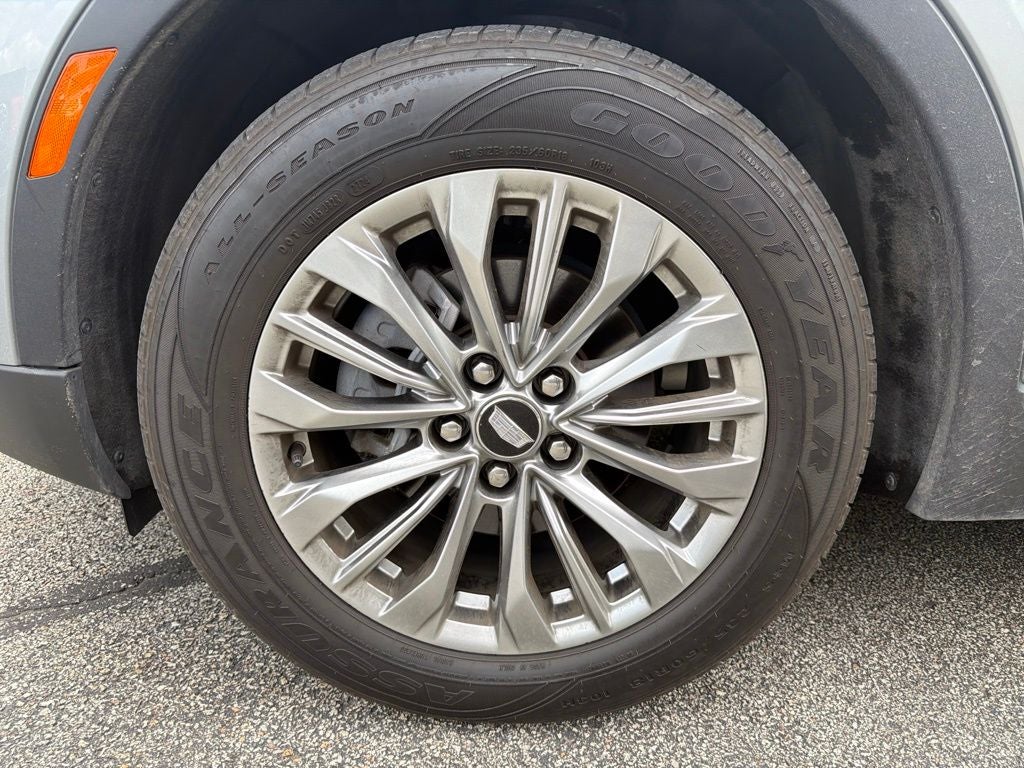 2024 Cadillac XT4 Premium Luxury