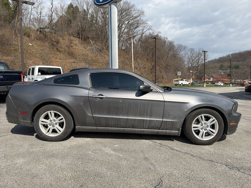 2014 Ford Mustang V6