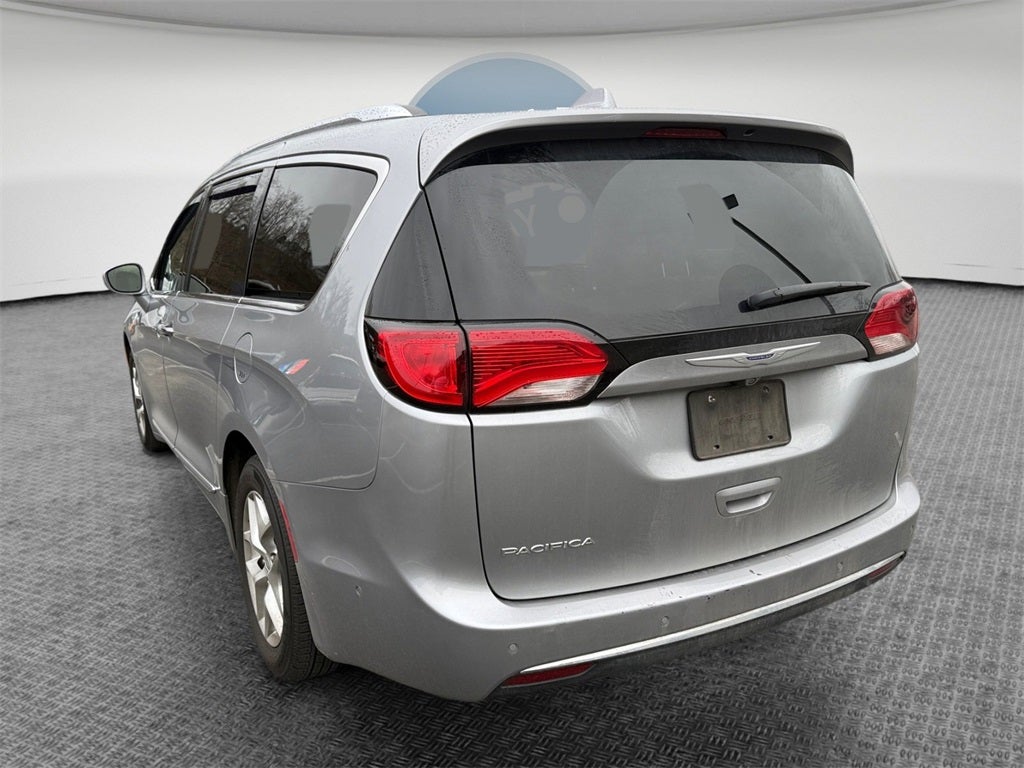 2020 Chrysler Pacifica Touring L Plus