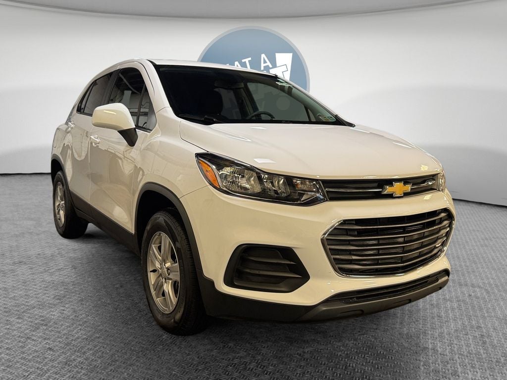 2020 Chevrolet Trax LS AWD's photo