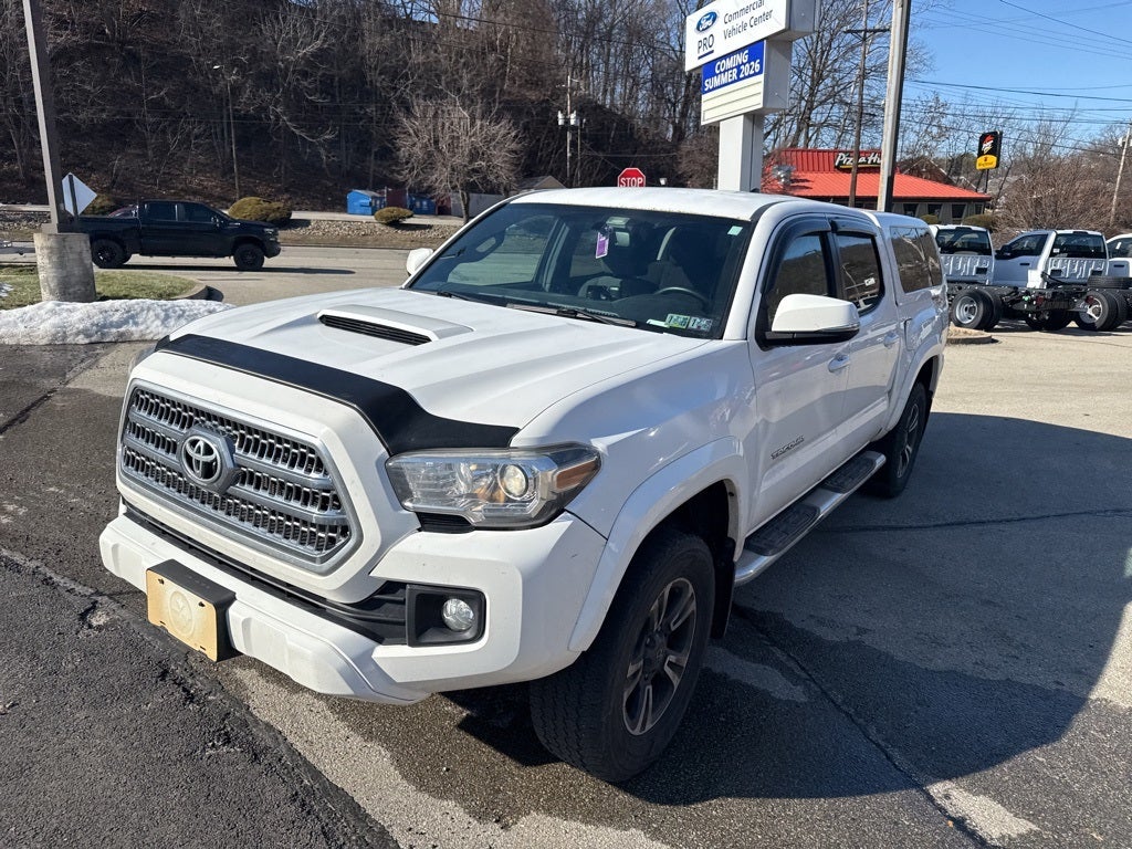 2016 Toyota Tacoma TRD Sport