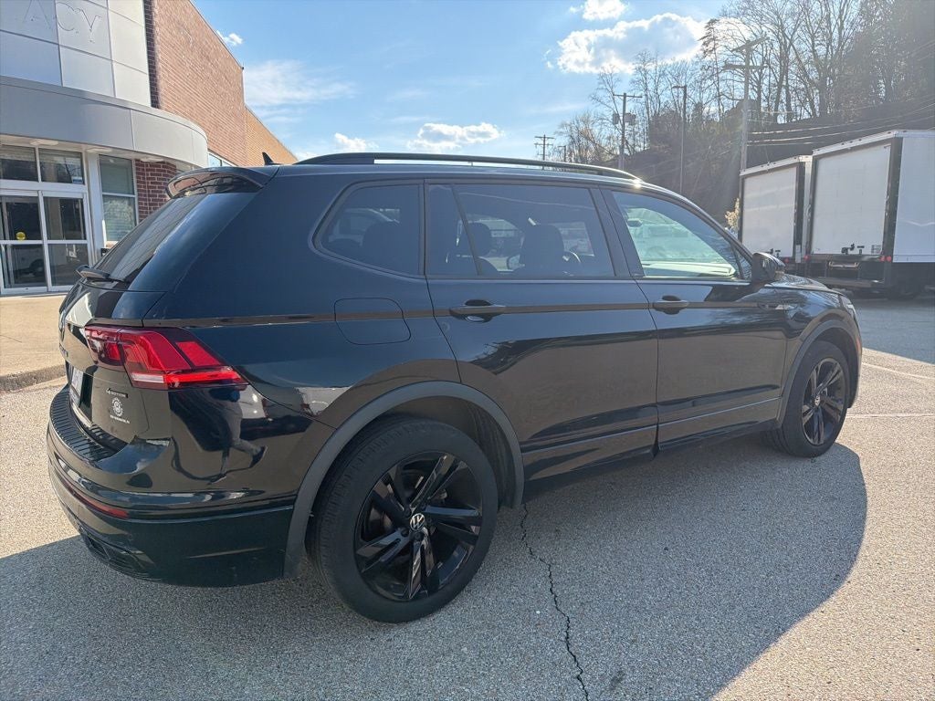 2024 Volkswagen Tiguan 2.0T SE R-Line Black