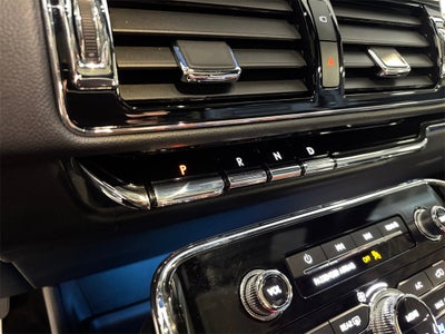 2024 Lincoln Navigator Reserve Luxury Package