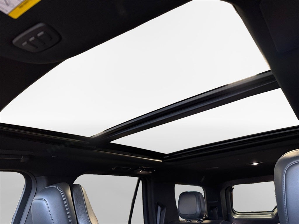 2024 Lincoln Navigator Reserve Luxury Package