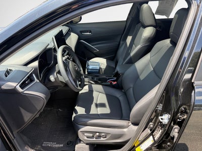 2025 Toyota Corolla Cross XLE