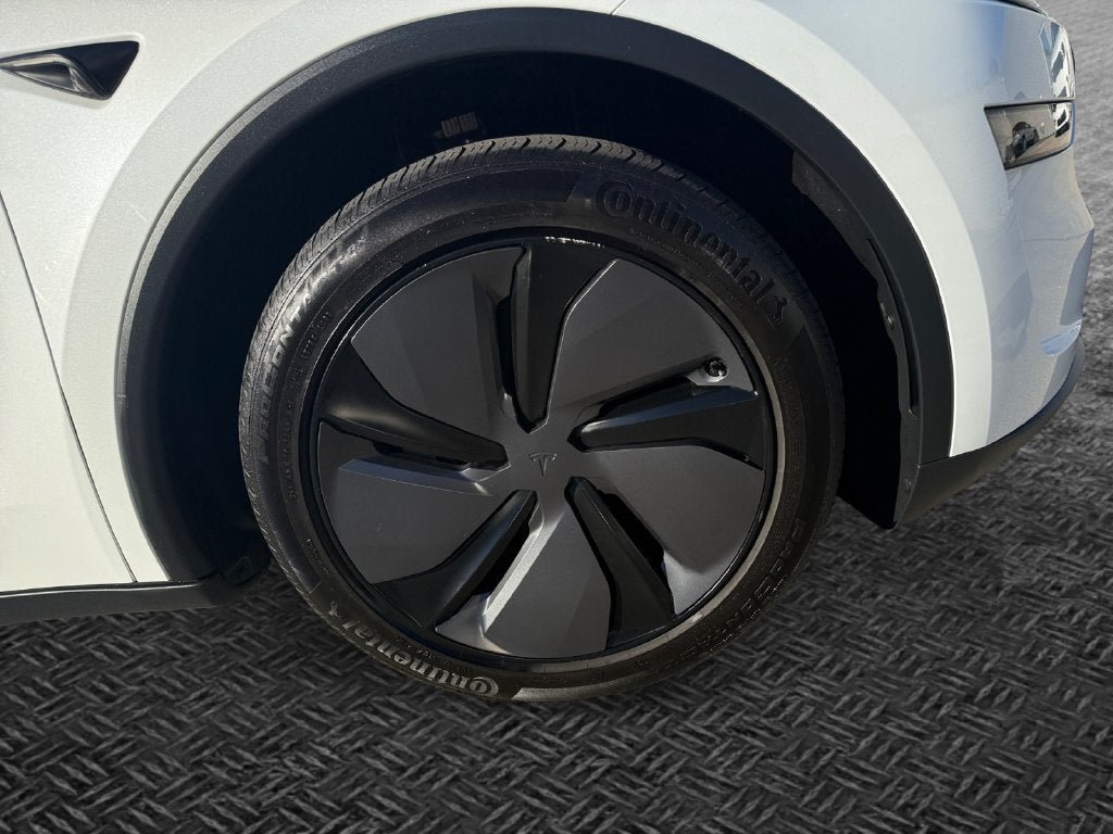 2026 Tesla Model Y Long Range