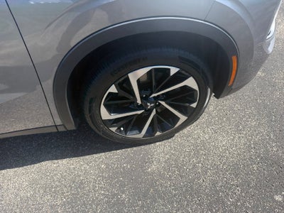 2022 Mitsubishi Outlander Base