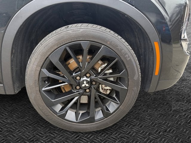 2024 Mitsubishi Outlander SE Black Edition