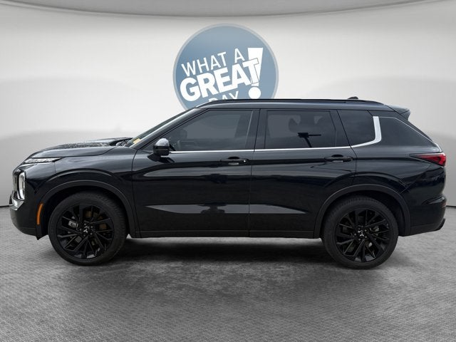 2024 Mitsubishi Outlander SE Black Edition