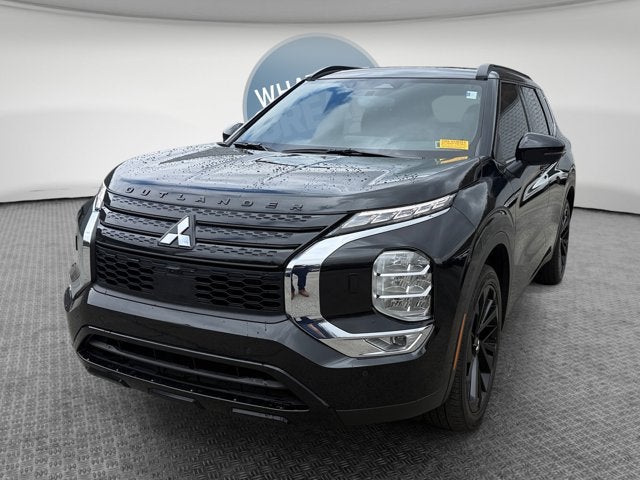 2024 Mitsubishi Outlander SE Black Edition