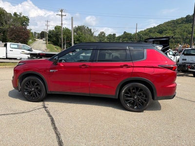 2025 Mitsubishi Outlander PHEV SEL Black Edition
