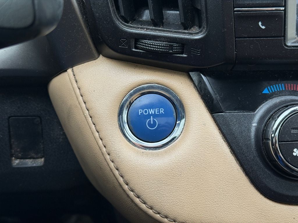 2017 Toyota RAV4 Hybrid Limited