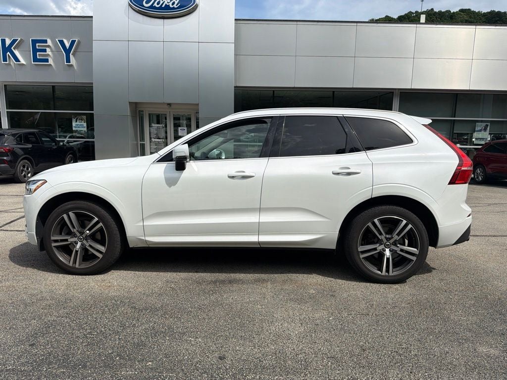 2020 Volvo XC60 T6 Momentum